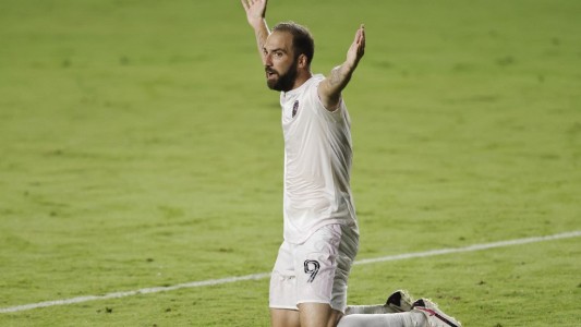 Higuaín: "La vuelta a River no se va a dar"