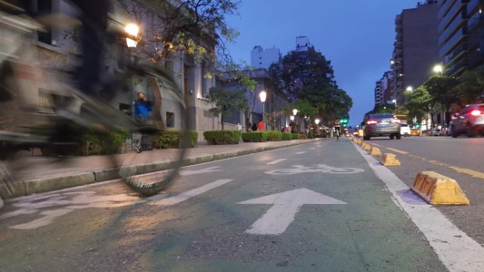 Ciclistas en Córdoba: entre la inseguridad y el tránsito poco amigable