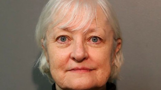 "Polizona serial": arrestaron a una mujer que logró tomar 30 vuelos sin pagar pasaje