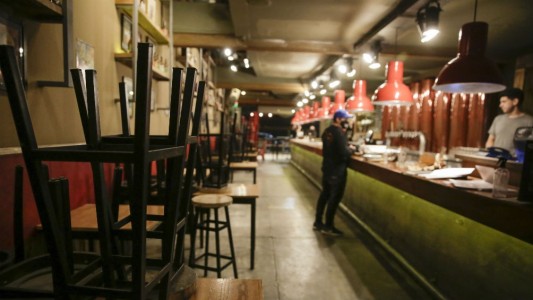 Por el impacto de la pandemia, el PBI de la Argentina cayó 9,9% en 2020