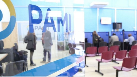 Investigan al PAMI porque 300 vacunas contra el Covid perdieron la cadena de frío