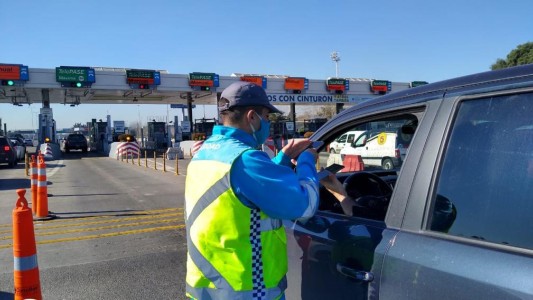 Reforzarán este fin de semana los controles viales en los principales destinos turísticos del país