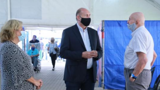 Vacunación irregular en Santa Fe: inician sumarios administrativos en el Ministerio de Educación provincial