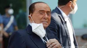 Hospitalizan otra vez a Silvio Berlusconi en Italia