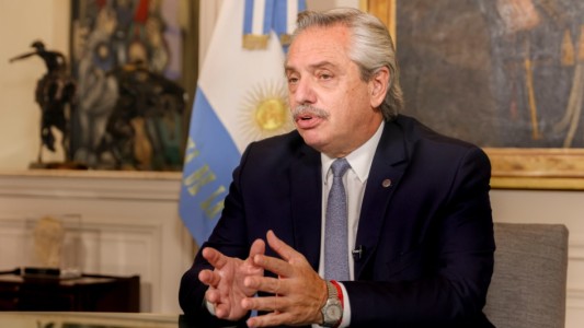Alberto Fernández: "En la segunda mitad de abril entrarán vacunas suficientes para acelerar el ritmo"