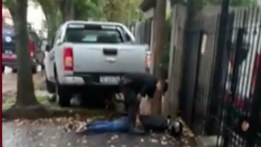 Detenido por atropellar y matar a dos motochorros: defensa alegará emoción violenta