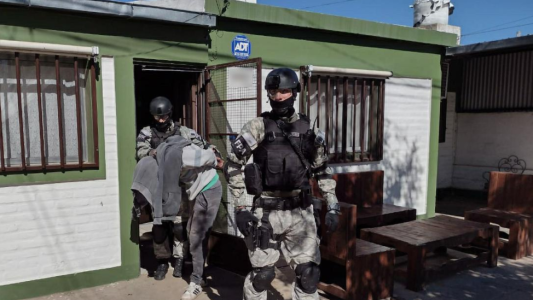 Secuestran 1900 dosis de marihuana en Vicuña Mackenna, hay un detenido