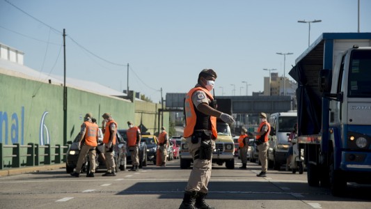 Restricciones: disponen 8.500 efectivos de fuerzas de seguridad para garantizar las medidas
