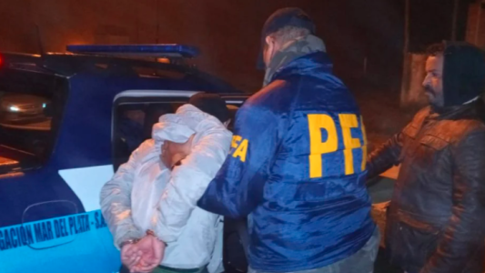 Hizo viajar a una chica de Venezuela a Mar del Plata con una promesa laboral y al llegar la violó