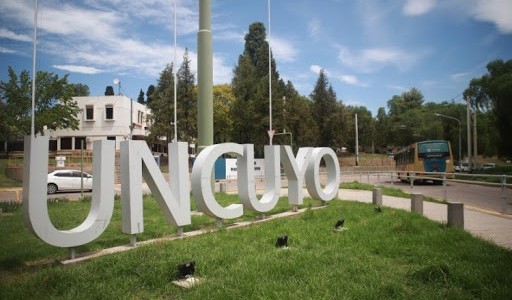 La Universidad de Cuyo exoneró a un profesor acusado por acoso y abuso sexual