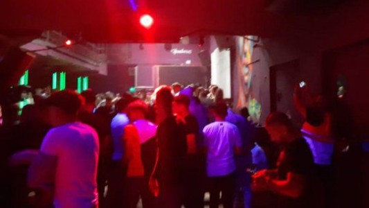 Fiestas clandestinas incontrolables, pero con menos asistentes