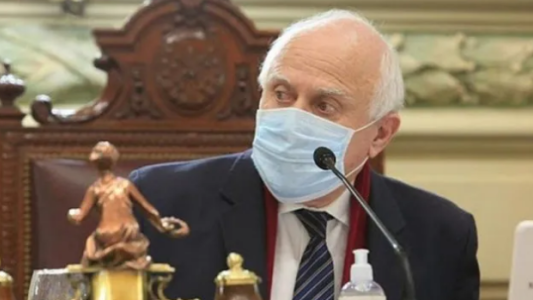 Lifschitz está internado con "un cuadro de compromiso pulmonar compatible con Covid"