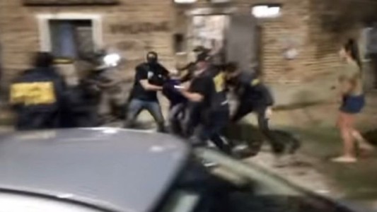 Los escalofriantes chats en la que una pareja ofrecía a su sobrina de 12 años para que la violen