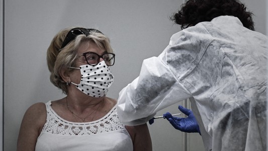 Francia comenzará un nuevo desconfinamiento progresivo ante la baja de contagios