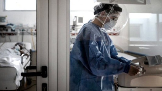 Murió un bebé recién nacido con covid en Uruguay