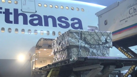 Comenzó a llegar la ayuda internacional a India