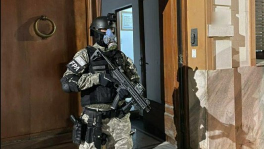 No era “un muerto en el placard”, pero guardaban 4100 dosis de droga en el ropero