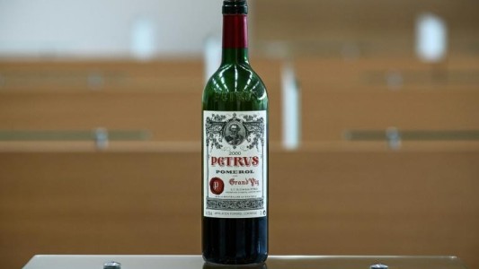 Esperan que se venda en un millón de dólares un vino añejado en la Estación Espacial Internacional