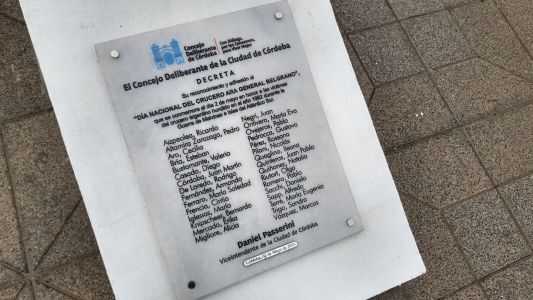 Mendoza prohíbe nombres de funcionarios en obras