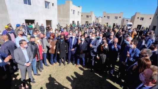 Diputados radicales piden que Fernández, Cristina y Kicillof paguen una multa por el acto de Ensenada