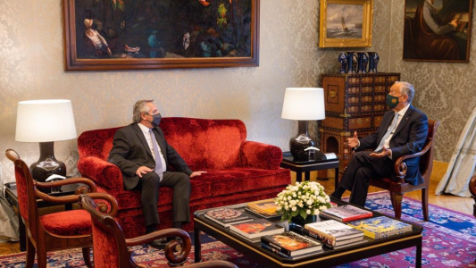 Gira por Europa: Fernández se reunió con el presidente de Portugal