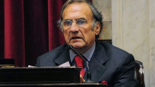 Reutemann evoluciona estable pero continúa en terapia intensiva