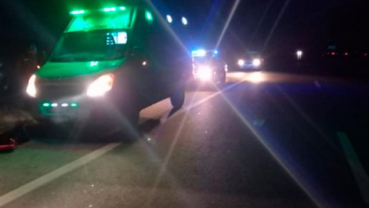 En medio de un traslado de emergencia, asaltaron la ambulancia y robaron al médico