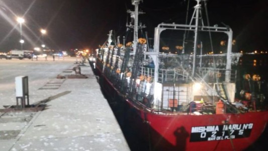 Amarró en el puerto de Comodoro Rivadavia un pesquero con 22 tripulantes con coronavirus