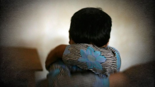 Abusó de su ahijado, lo condenaron, pero no irá preso