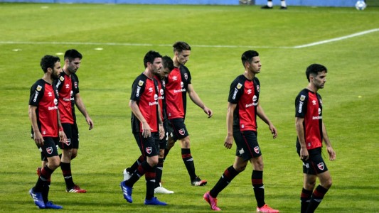 Newell's se despidió de Copa Argentina y el Mono Burgos se fue sin hablar
