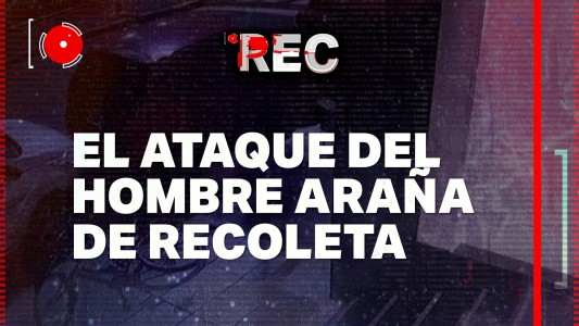 Video: El ataque del hombre araña en Recoleta