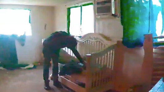 Un joven secuestró a un nene de 4 años mientras dormía en su cuna, lo asesinó y dejó su cuerpo tirado en la calle