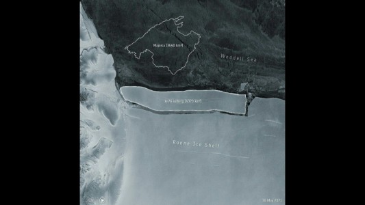 Así es el iceberg más grande del mundo que se separó de la Antártida