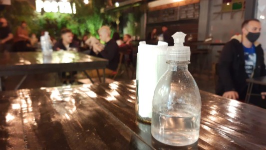 Bares de Córdoba protestarán este mediodía