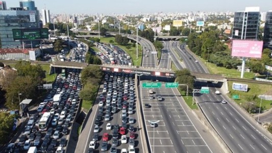 Controles y cierres de acesos: caos de tránsito en Panamericana