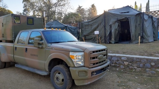 FOTOS Y VIDEOS: así es el Hospital de Campaña de Unquillo, montado ante la gran demanda por coronavirus