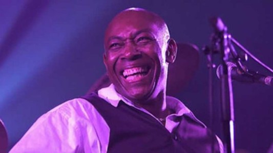 Murió por covid-19 el verdadero cantante de Milli Vanilli: la historia del fraude musical