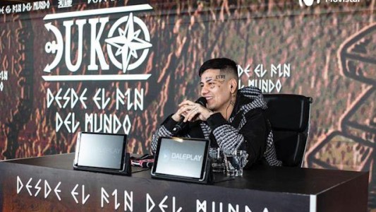 Con un streaming desde El Calafate, Duki consumó la presentación "Desde el fin del mundo"