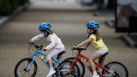 Europa: la vacuna Pfizer podrá ser usada en adolescentes de entre 12 y 15 años