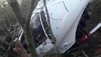 Buscan a piloto que cayó con su helicóptero en Santiago del Estero, sobrevivió y abandonó el lugar