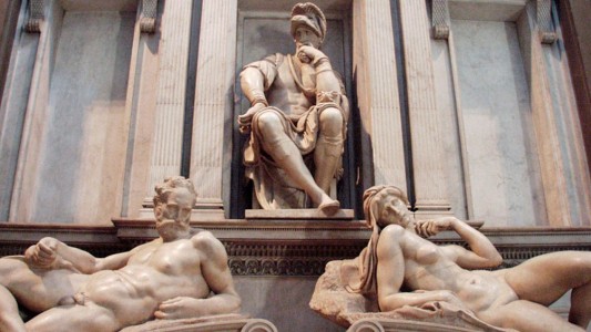 Las bacterias "restauran" esculturas de Miguel Ángel en la Capilla de los Médici en Florencia