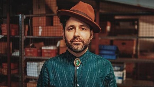 Eduardo Cabra, exVisitante de Calle 13, se lanza en solitario como "Cabra"