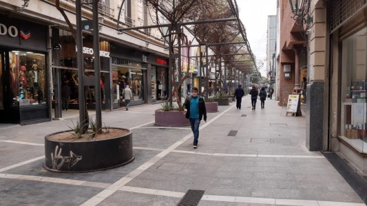Córdoba en alarma epidemiológica: ocupación de camas críticas supera el  82 por ciento