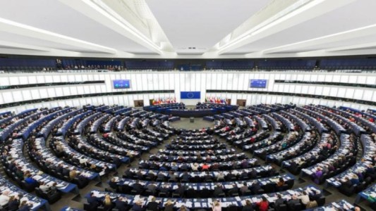 El Parlamento Europeo aprobó la introducción de certificados Covid a partir del 1 de julio