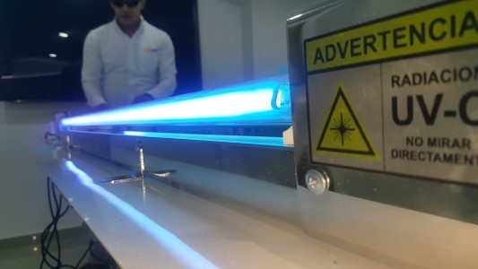 Financian un proyecto para eliminar coronavirus en papeles y agua con radiación ultravioleta