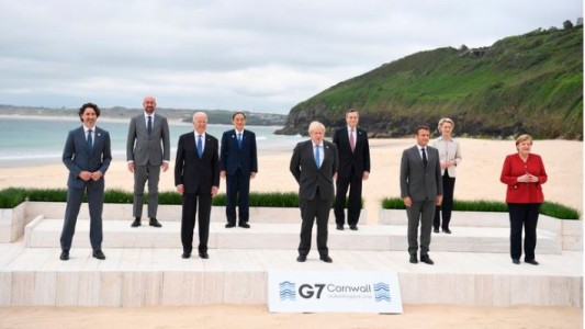 El grupo de las 7 naciones más poderosas del mundo compromete mil dosis de vacunas