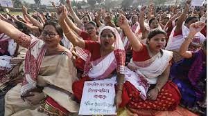 Una mujer de India fue obligada a caminar desnuda acusada por una supuesta infidelidad