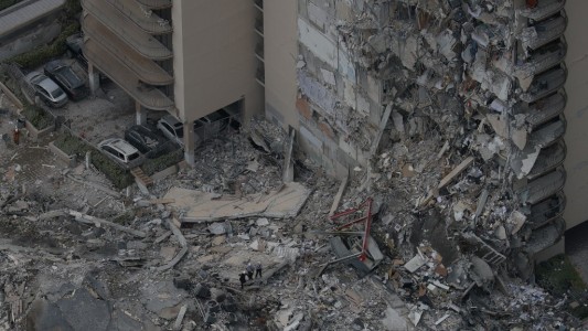 Fotos: así quedó la zona tras la caída del edificio en Miami