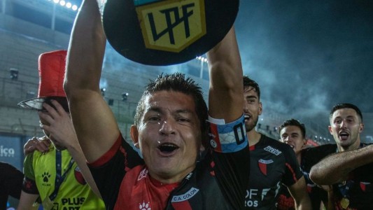 El Pulga Rodríguez se va de Colón: jugará en otro club del interior del país