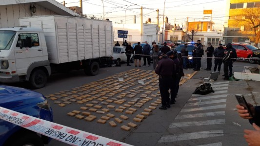 ¿Cómo fue el secuestro millonario de droga en Villa Páez?